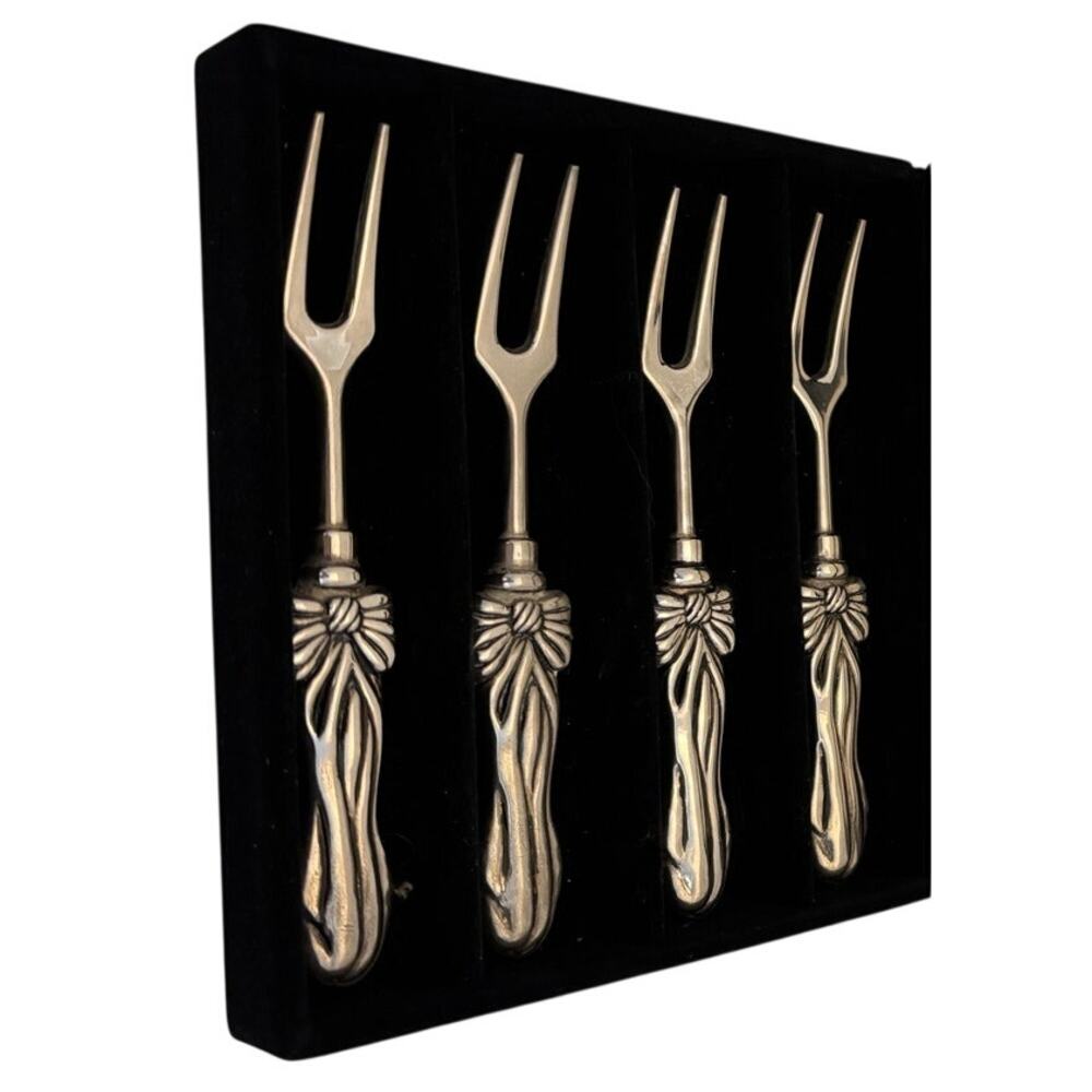Vintage Internat'l Silver Co Royal Windsor Collection Set of 4 Appetizer Forks